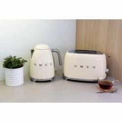 Smeg 2-Schlitz-Toaster 50's Style Creme 7 Smeg 2-Schlitz-Toaster 50's Style Creme -Villeroy and Boch shop 2 Scheiben Toaster 950 Watt creme 4 600x600 ID331389 b36bec3874a216c3b1253ae32433a0a6