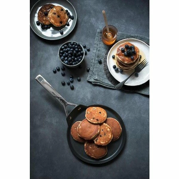 Le Creuset Crêpespfanne 27 Cm Classic Schwarz 2 Le Creuset Crêpespfanne 27 Cm Classic Schwarz – Bild 2