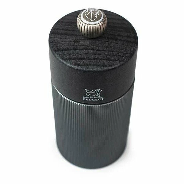 Peugeot Pfeffermühle 12 Cm Line Carbone Graphit 2 Peugeot Pfeffermühle 12 Cm Line Carbone Graphit – Bild 2
